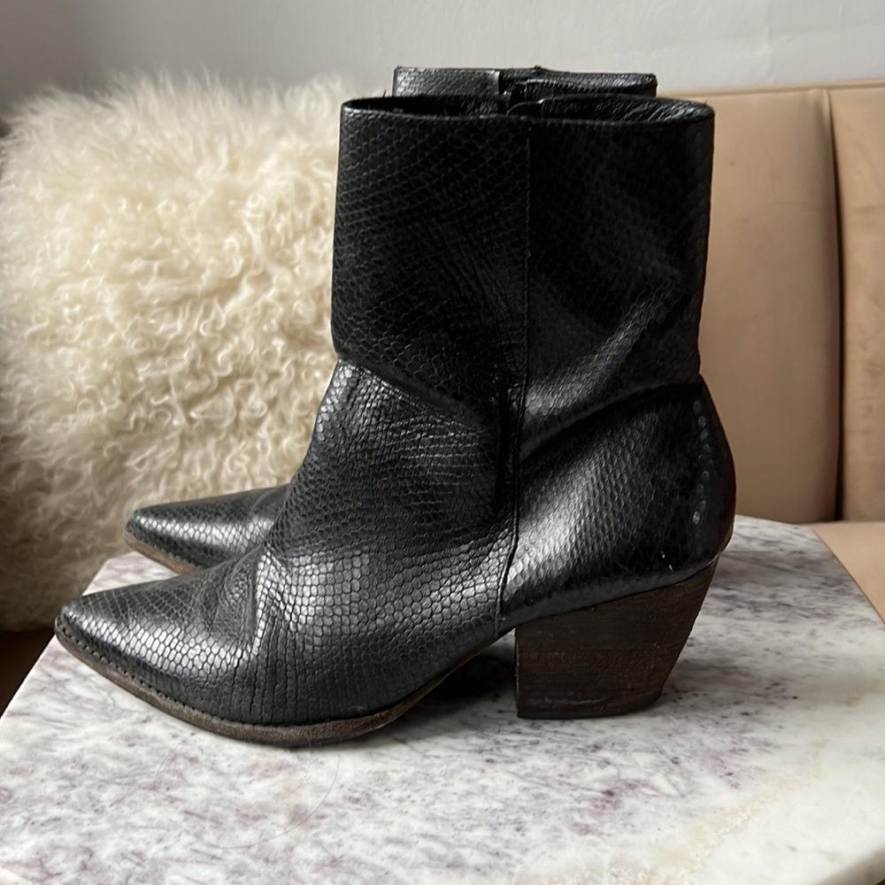 Western boot